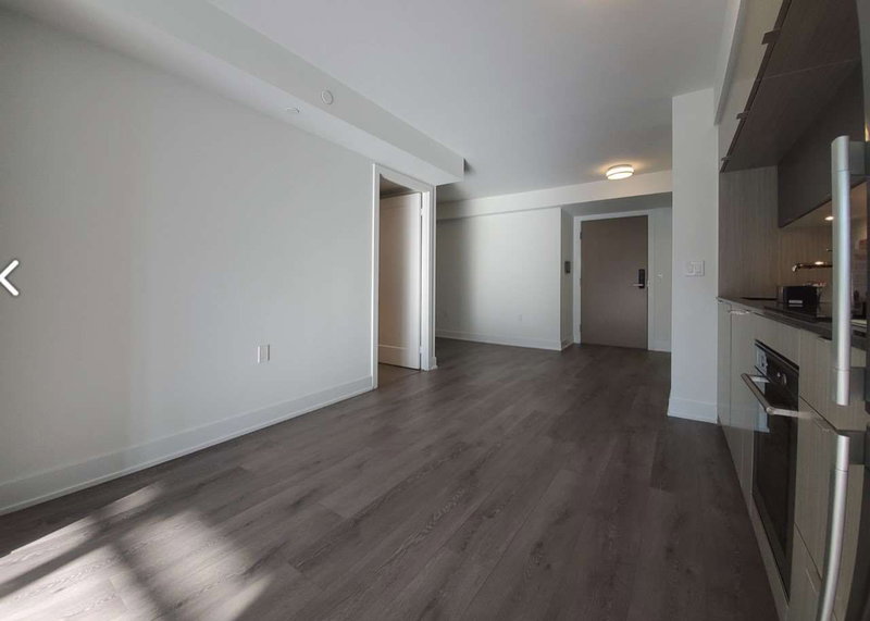 910 - 575 Bloor St E, Toronto, M4X 1J8 | Image 2