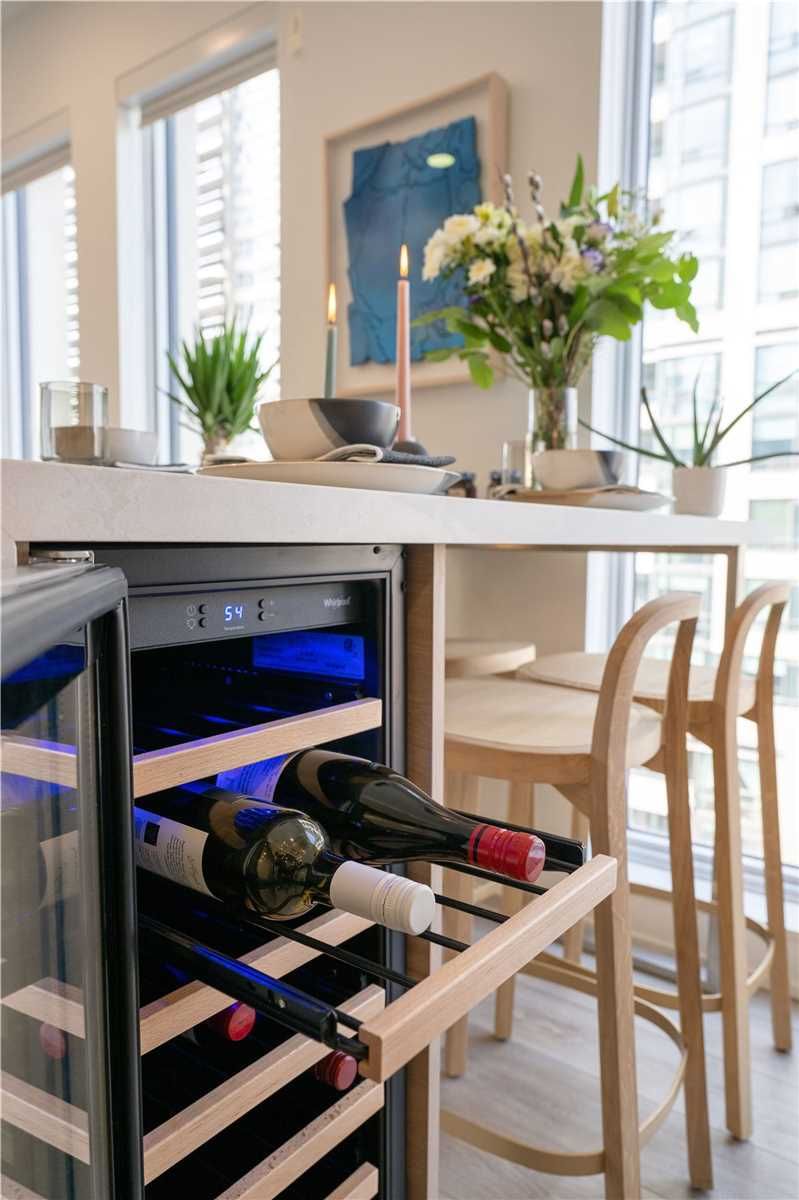 804 - 200 Redpath Ave, Toronto, M4P0E6 | Image 3