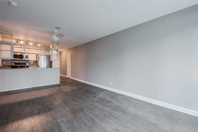 1612 - 397 Front St W, Toronto, M5V3S1 | Image 2