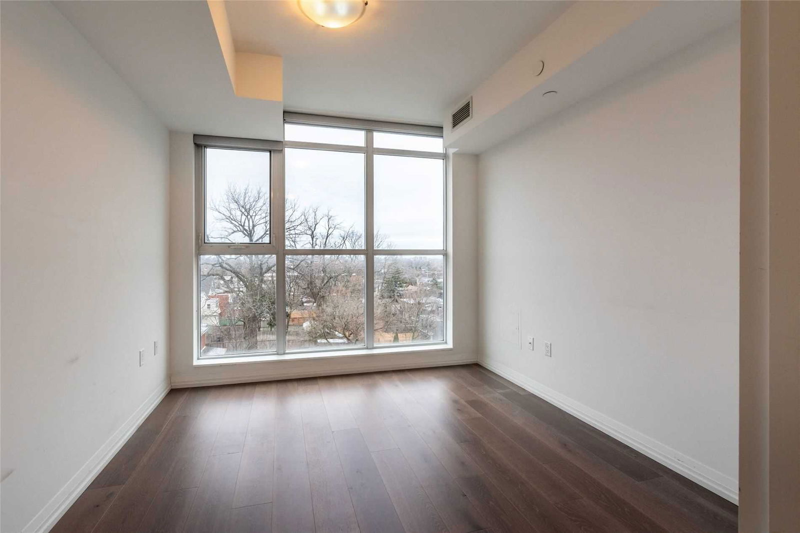 Condo leased at 512-835 St Clair Avenue, Toronto, Oakwood Village, M6C 0A8 - MLS: C5542838