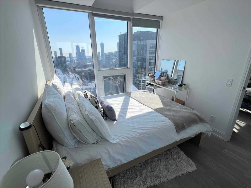 3210 - 181 Dundas St E, Toronto, M5A 0N5 | Image 3