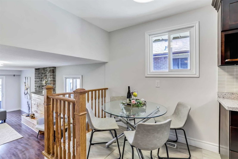 36 Mintwood Dr, Toronto, M2M3A7 | Image 2