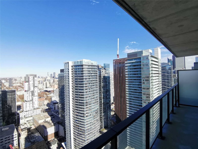 4706 - 125 Blue Jays Way, Toronto, M5V0N5 | Image 2