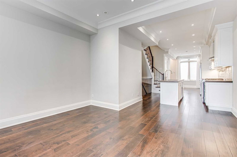 51A Burnaby Blvd, Toronto, M5N2C6 | Image 2