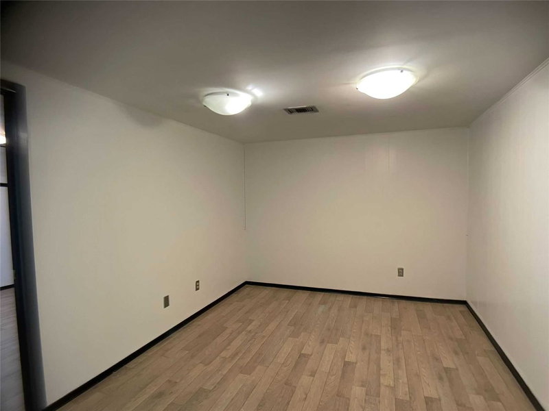 Lower L - 192 Combe Ave, Toronto, M3H4K5 | Image 3