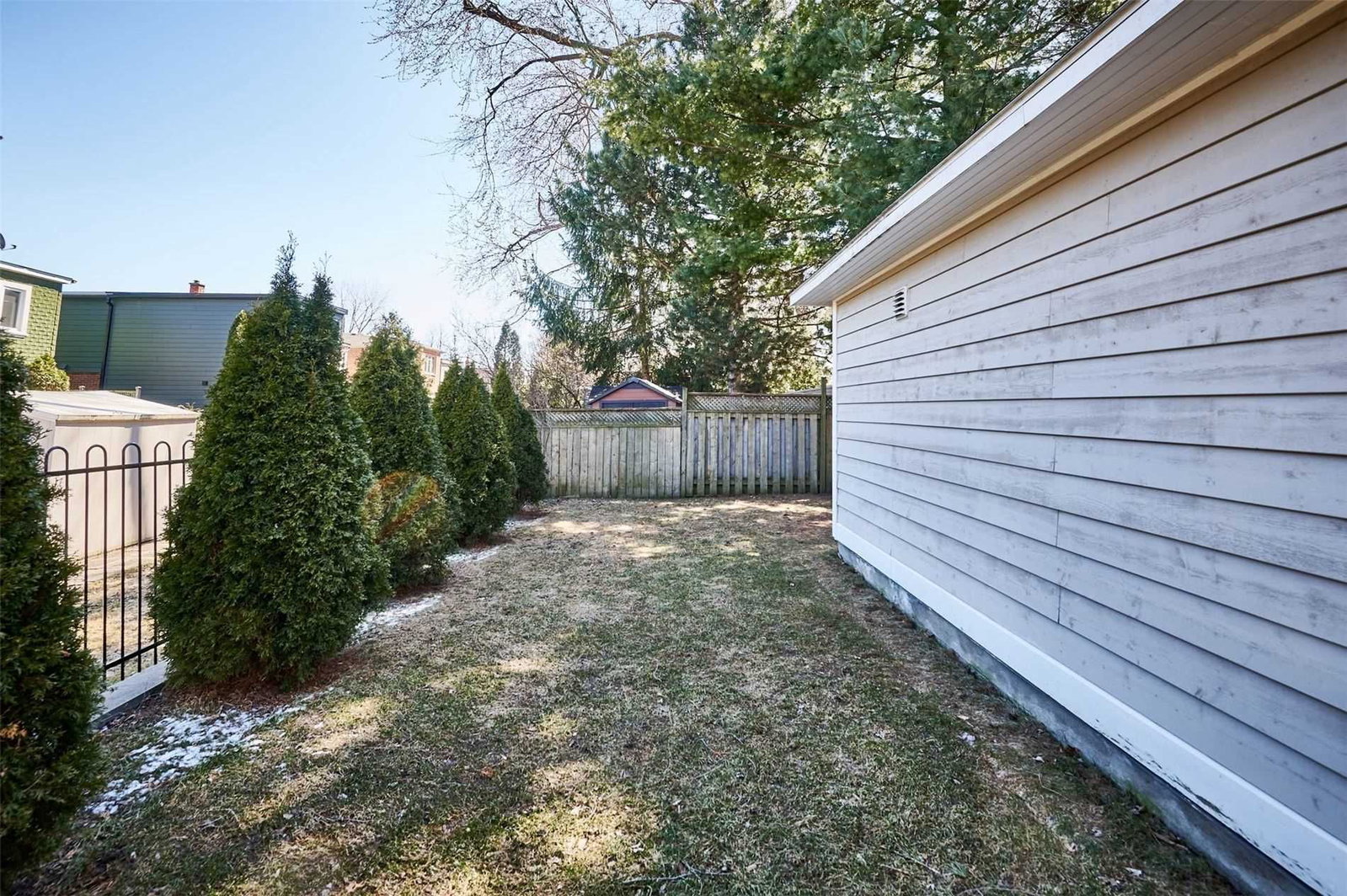 Listing Image 24