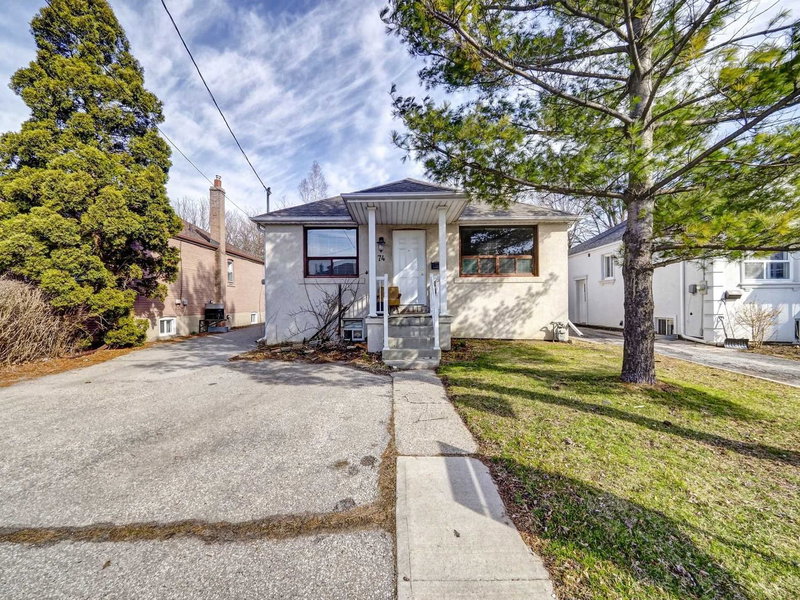 74 Reiner Rd, Toronto, M3H2L5 | Image 2
