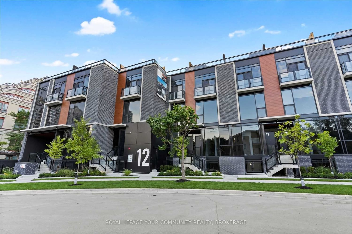 Listing Image 8