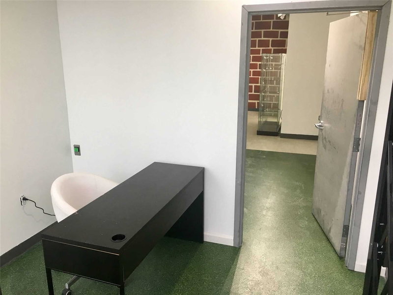 8 - 1205 Queen St W, Toronto, M6L 1L3 | Image 2