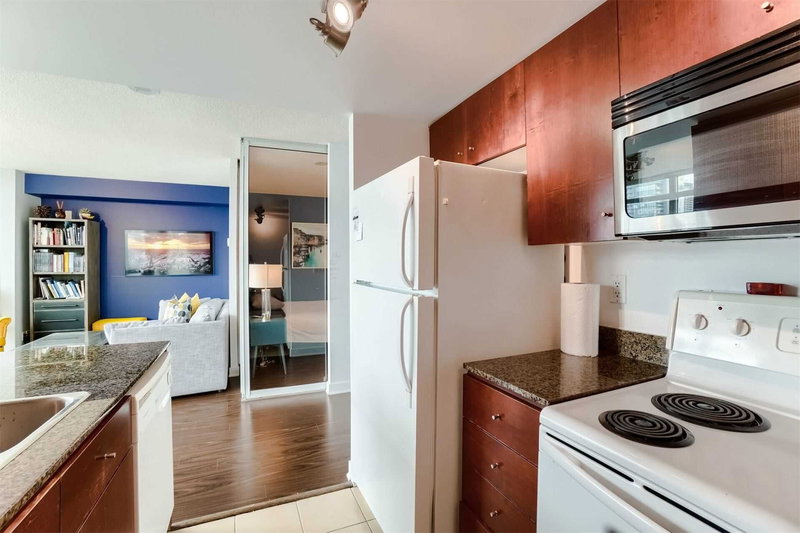 3806 - 397 Front St W, Toronto, M5V3S1 | Image 3