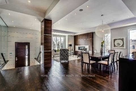 220 Roe Ave, Toronto, M5M 2J4 | Image 2