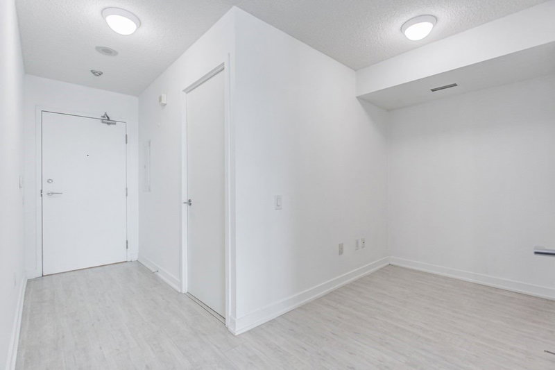 503 - 15 Singer Crt, Toronto, M2K0B1 | Image 2