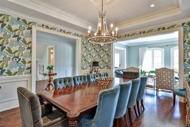 62 Glengowan Rd, Toronto, M4N 1G4 | Image 2