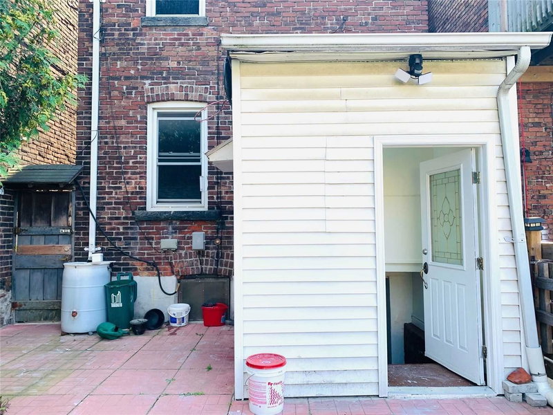 Bsmt - 353 Lansdowne Ave, Toronto, M6H3Y2 | Image 2