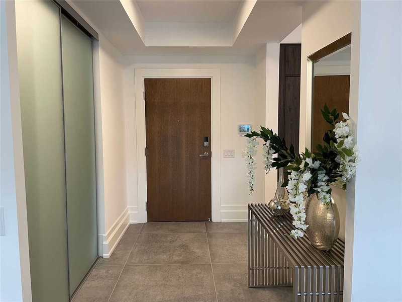 303 - 3 Southvale Dr, Toronto, M4G1G2 | Image 2