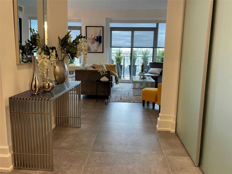 303 - 3 Southvale Dr, Toronto, M4G1G2 | Image 3