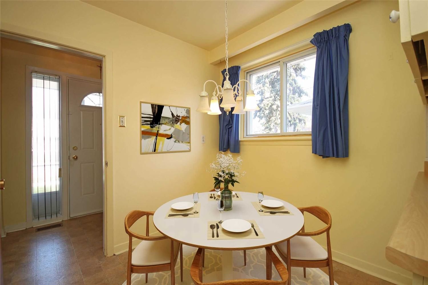 Listing Image 7