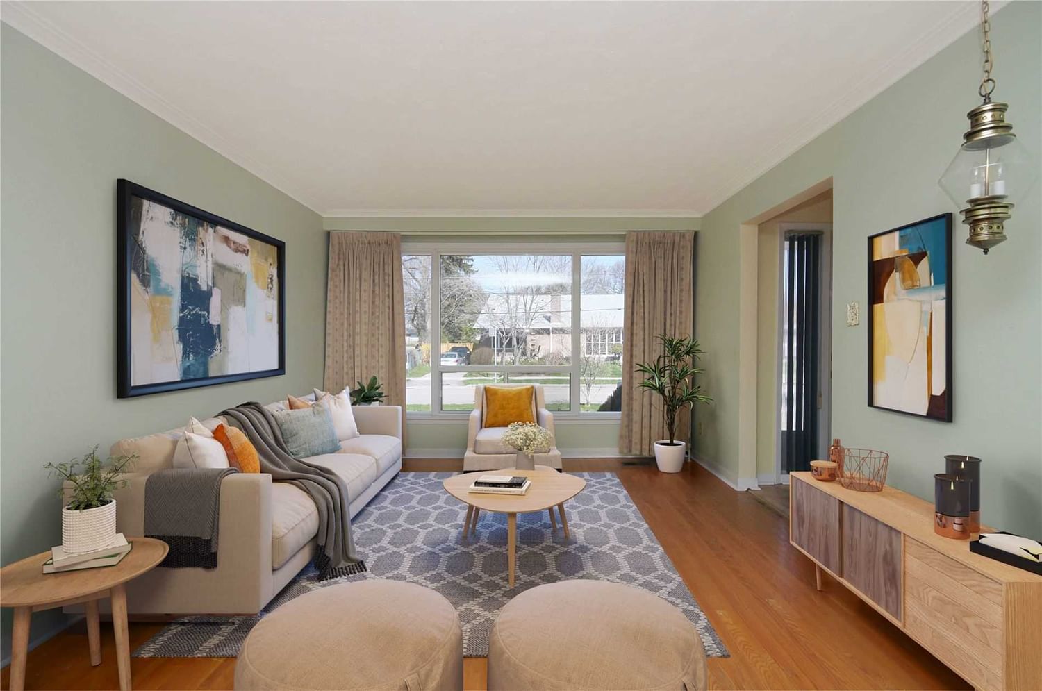 Listing Image 9