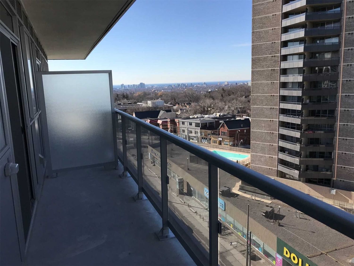 Condo leased at 808-501 St Clair Avenue, Toronto, Casa Loma, M5P0A2 - MLS: C5599651