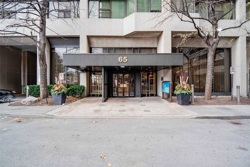 2202 - 65 Harbour Sq, Toronto, M5J2L4 | Image 2
