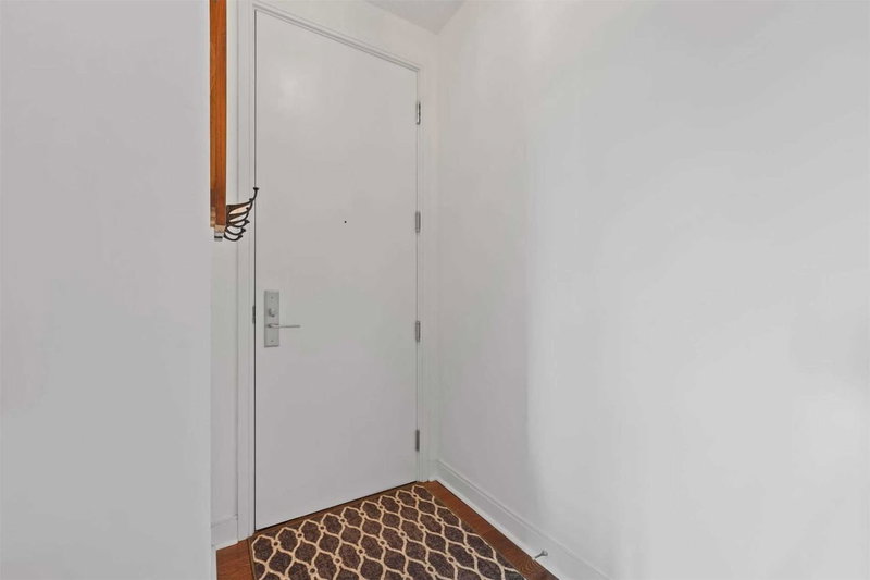 Room2