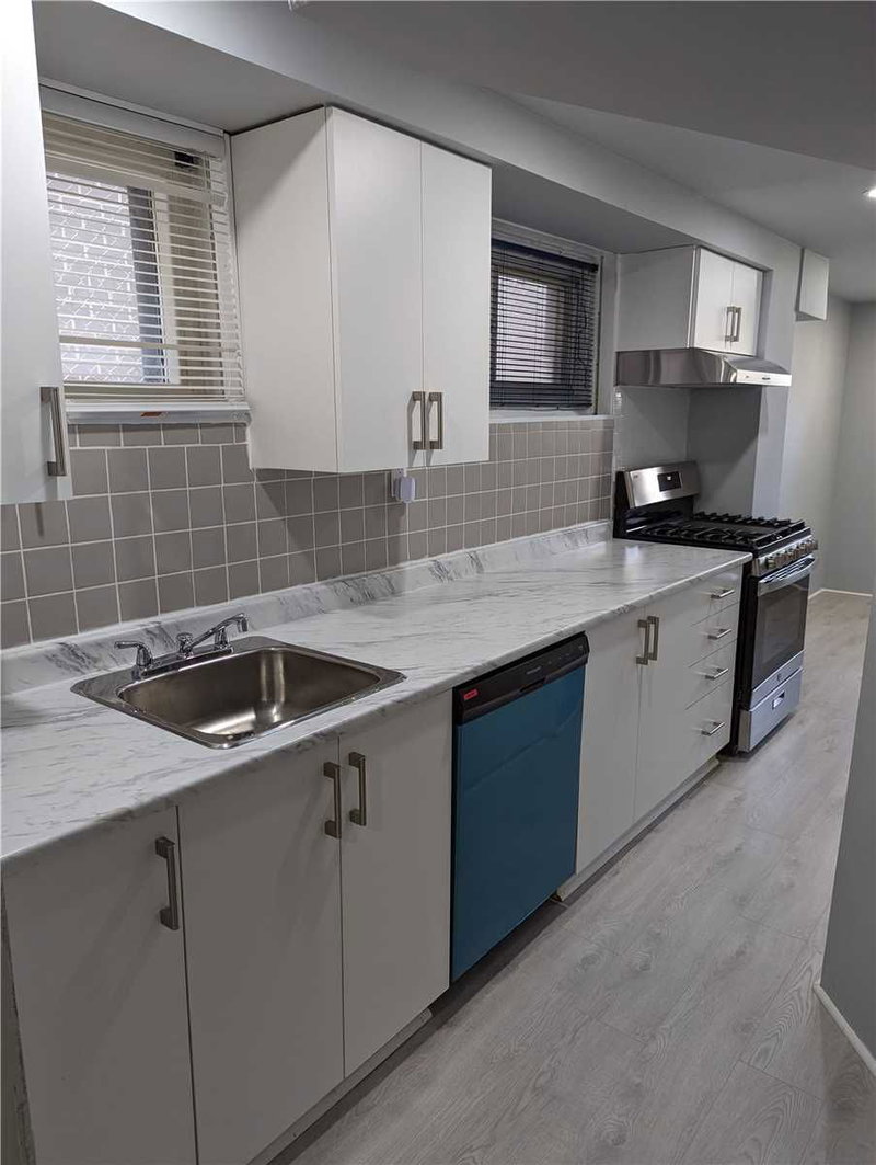 Lower - 50 Palmerston Ave, Toronto, M6J2J1 | Image 2