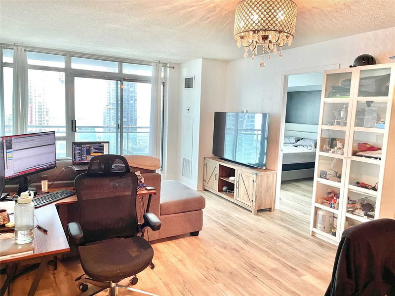 2612 - 397 Front St W, Toronto, M5V3S1 | Image 3