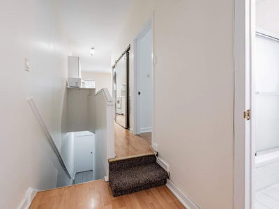 Unit Upper — 70 Macpherson Ave, Toronto - Rosedale-Moore Park image-0-3