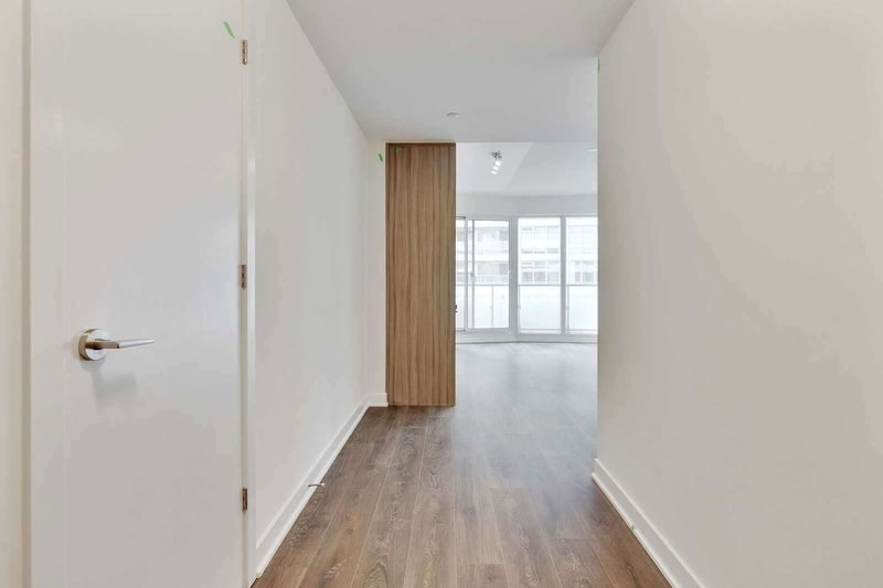 805 - 2221 Yonge St, Toronto, M4S2B4 | Image 2