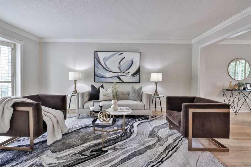 85 Crimson Millway, Toronto, M2L 1T8 | Image 2