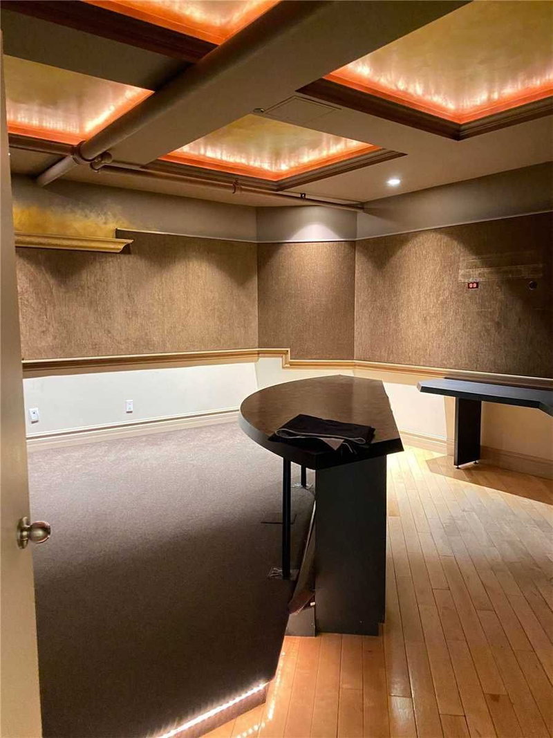 Room2