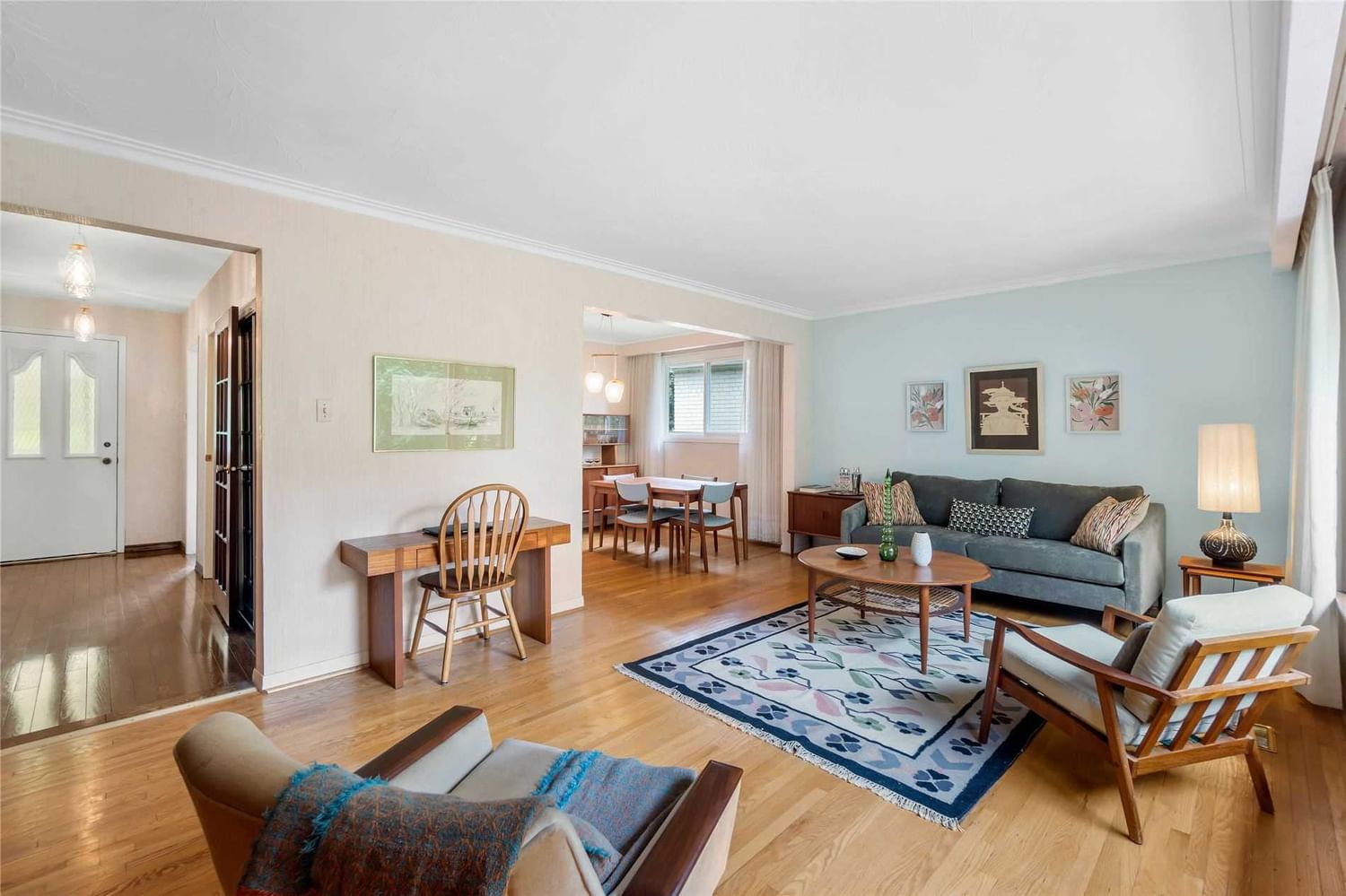 Listing Image 7