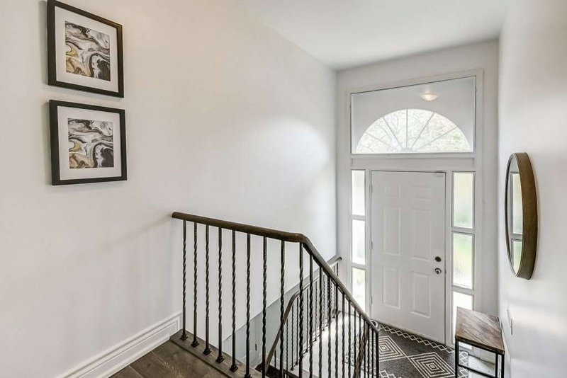 145 Fenn Ave, Toronto, M2P1X8 | Image 3