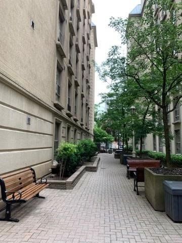 105 - 88 Charles St E, Toronto, M4Y 2W7 | Image 3