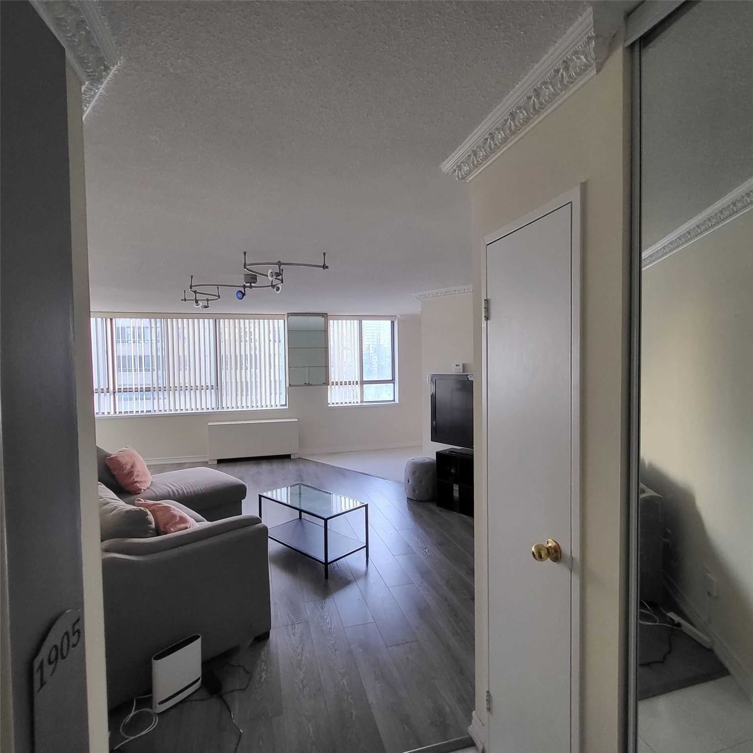 Condo sold at 1905-250 Queens Quay, Toronto, Waterfront Communities C1, M5J2N2 - MLS: C5665459