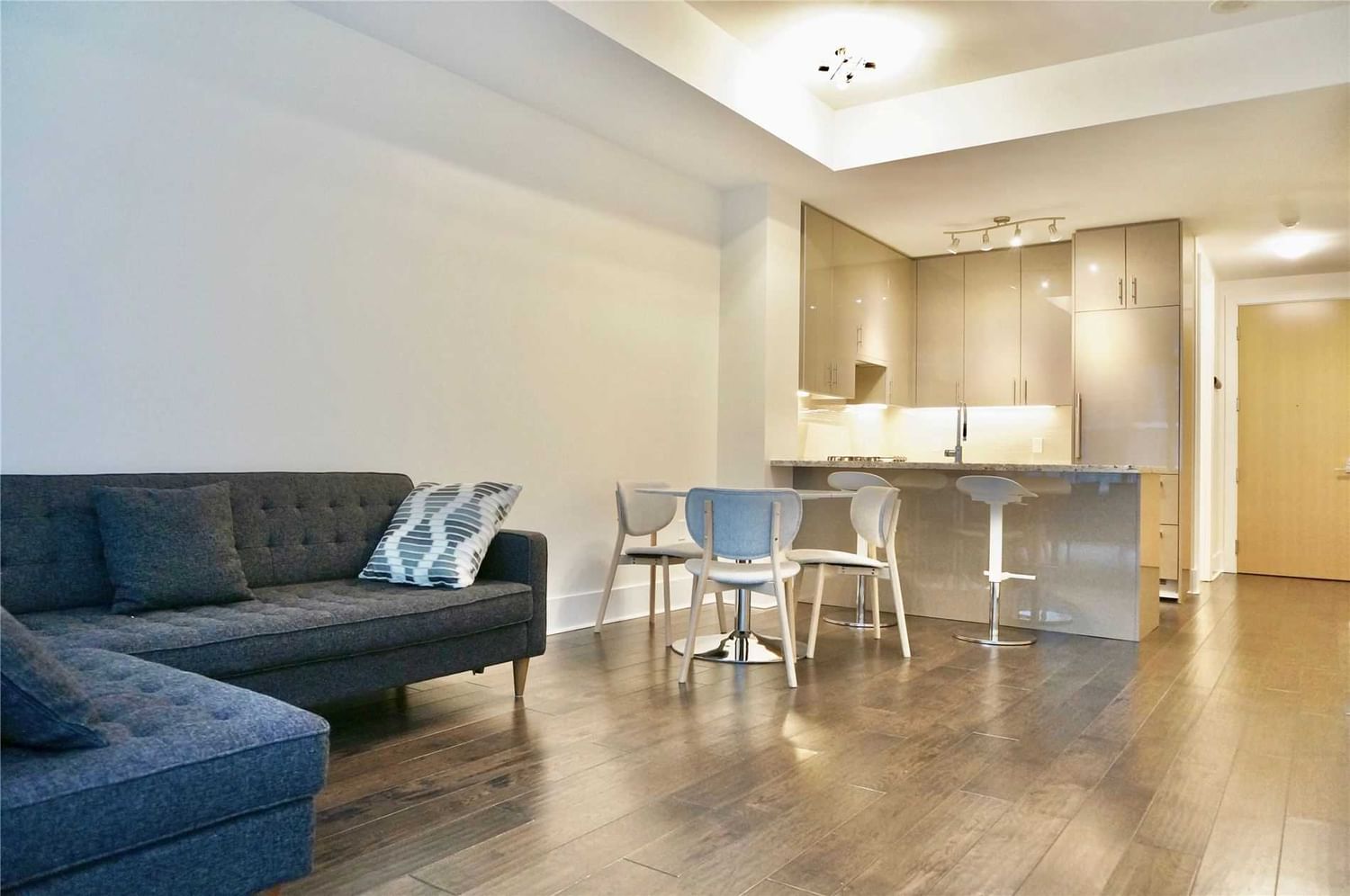 Condo sold at 408-29 Queens Quay, Toronto, Waterfront Communities C1, M5E 0A4 - MLS: C5666571