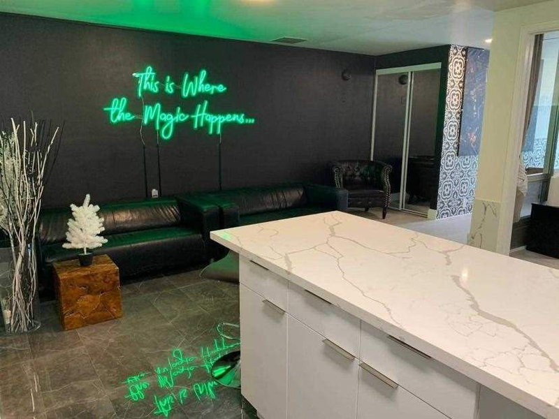 301 - 405 Dundas St W, Toronto, M5T1G6 | Image 2