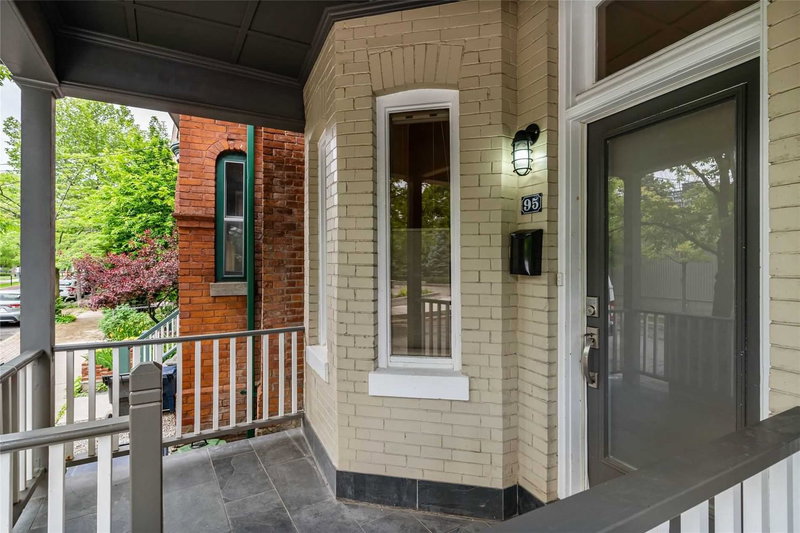 95 Walnut Ave, Toronto, M5V2S1 | Image 2
