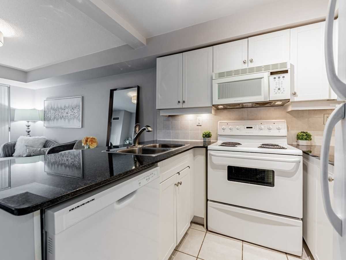 Listing Image 14