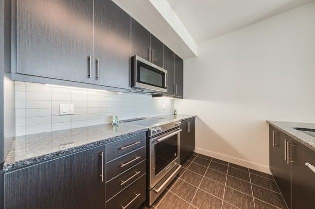 Condo leased at 3209-825 Church Street, Toronto, Rosedale-Moore Park, M4W3Z4 - MLS: C5677048