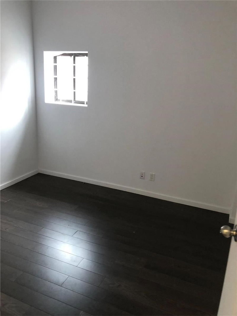 A - 71 Sunrise Ave, Toronto, M4A1A9 | Image 2