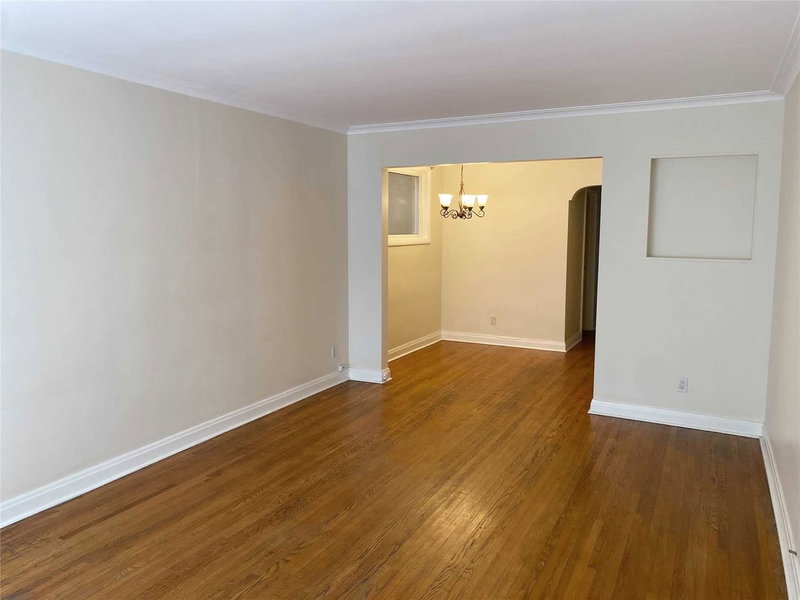 Main - 22 Gormley Ave, Toronto, M4V1Y8 | Image 2