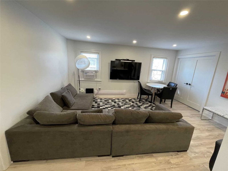 252 Soudan Ave, Toronto, M4S1W4 | Image 2