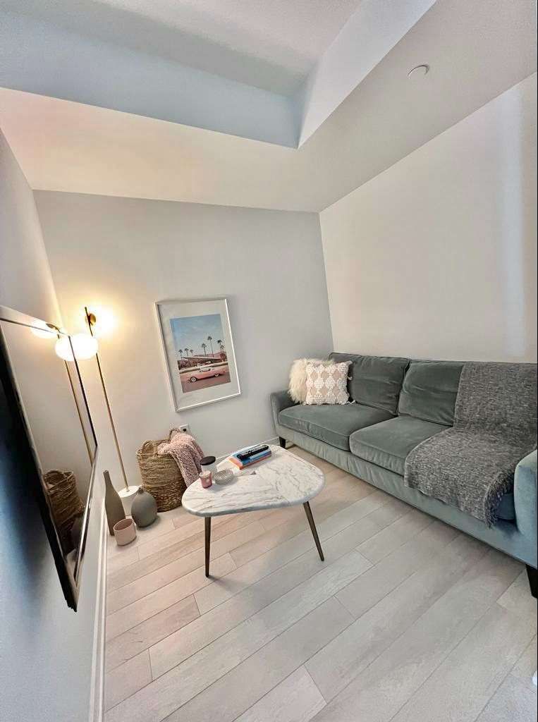 Room1