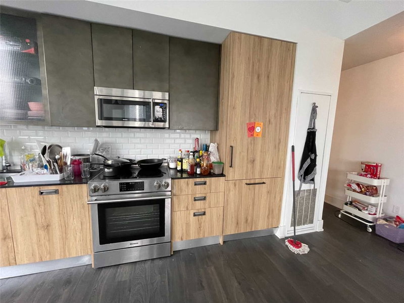 Lph3605 - 28 Wellesley St E, Toronto, M4Y1G3 | Image 3