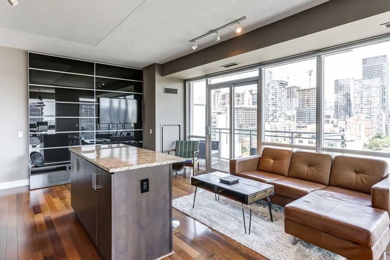 N1202 - 116 George St, Toronto, M5A3S2 | Image 3