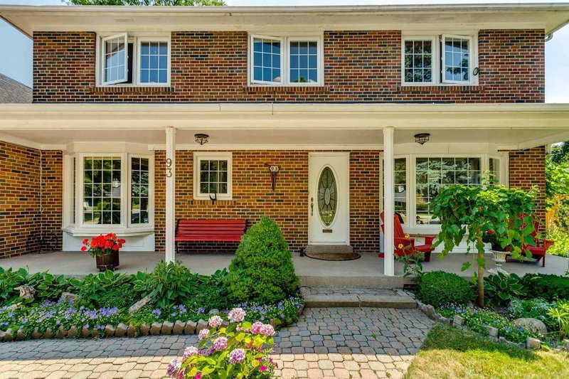 93 Lord Seaton Rd, Toronto, M2P1K7 | Image 3