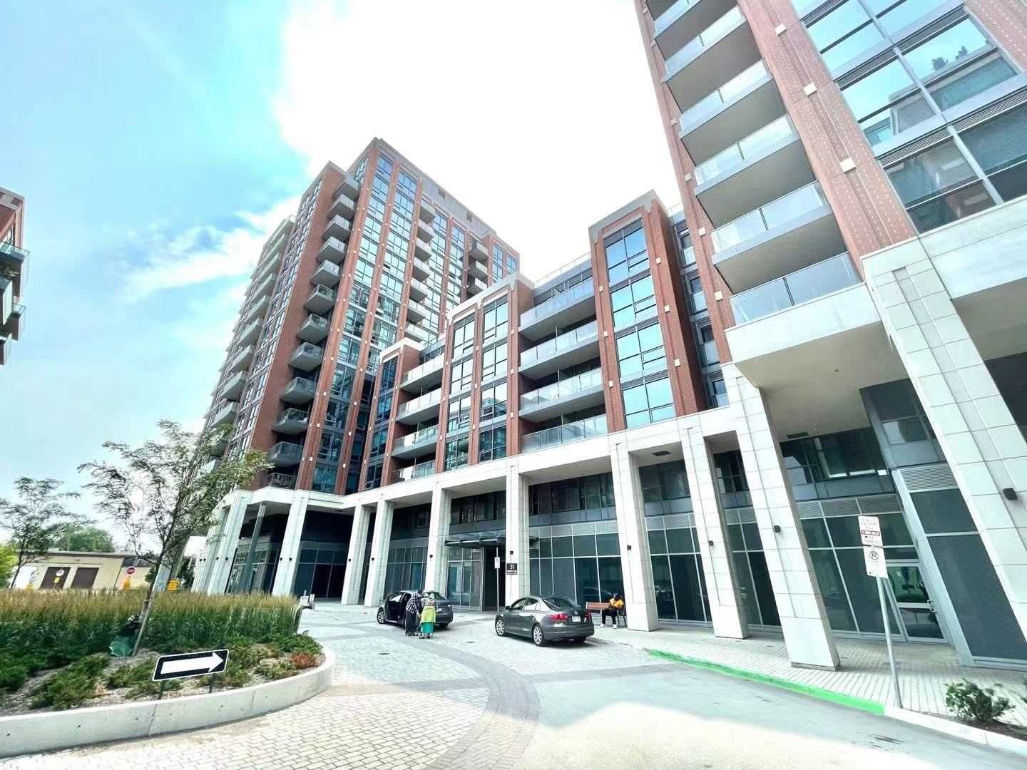 Condo leased at 827-31 Tippett Road, Toronto, Clanton Park, M3H0C8 - MLS: C5711280