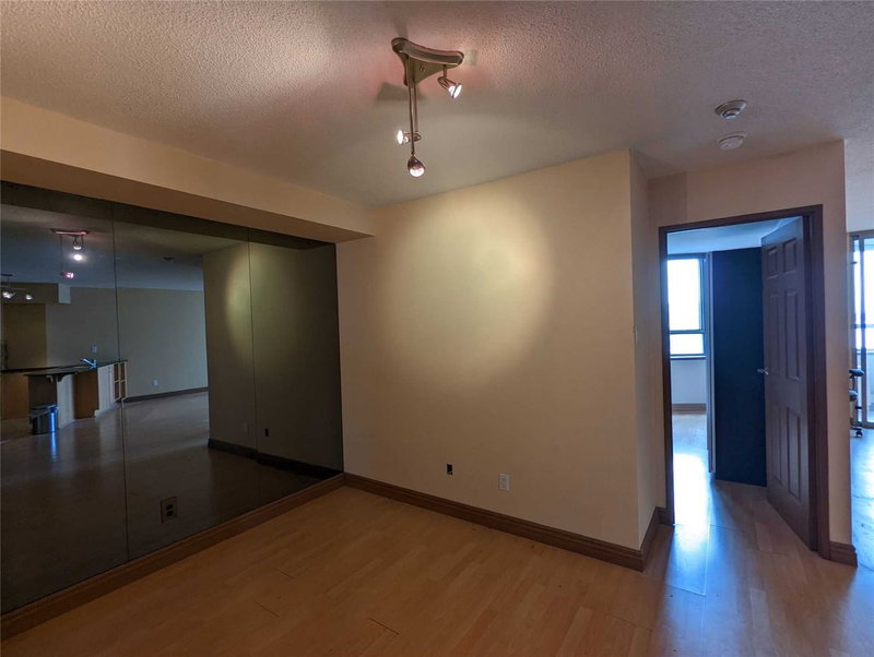 1307 - 250 Queens Quay W, Toronto, M5J 2N2 | Image 3