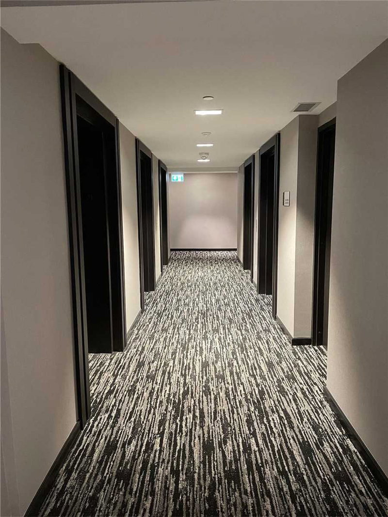 2105 - 501 Yonge St, Toronto, M4Y 0G8 | Image 3